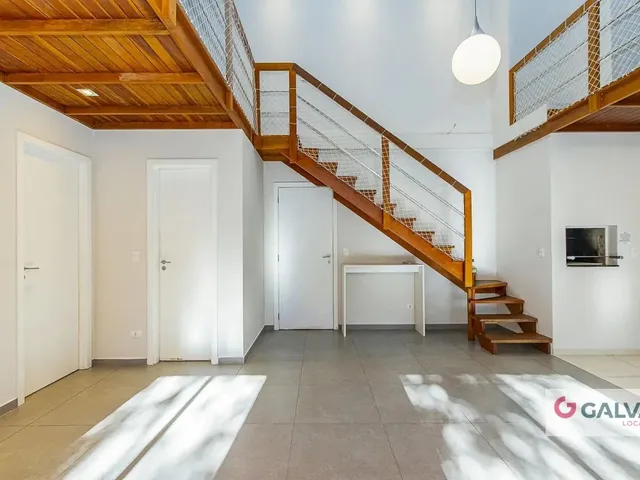 Apartamento 2 quartos e 1 banheiro, para alugar, no bairro Santo Inácio em Curitiba