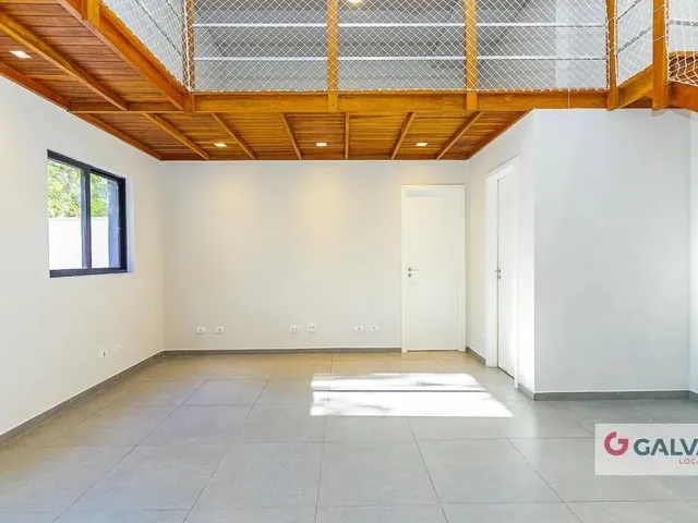 Apartamento 2 quartos e 1 banheiro, para alugar, no bairro Santo Inácio em Curitiba