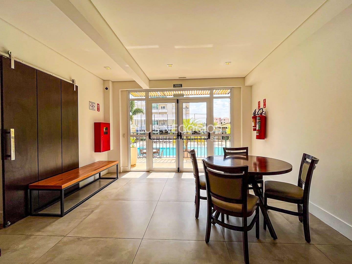Apartamento à venda com 3 quartos, 82m² - Foto 31