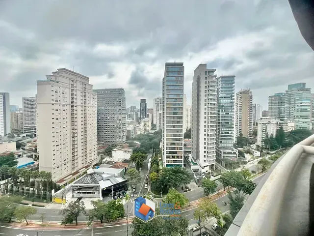 Apartamento com 80m² 2 quartos e 3 banheiros, à venda, no bairro Moema em São Paulo