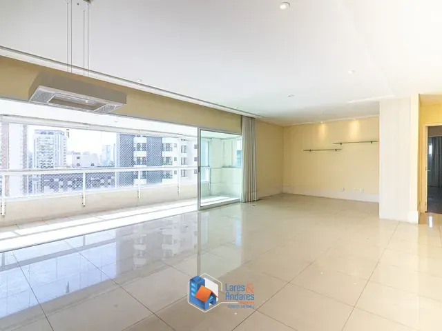 Apartamento com 211m² 4 quartos e 4 banheiros, à venda, no bairro Vila Andrade em São Paulo