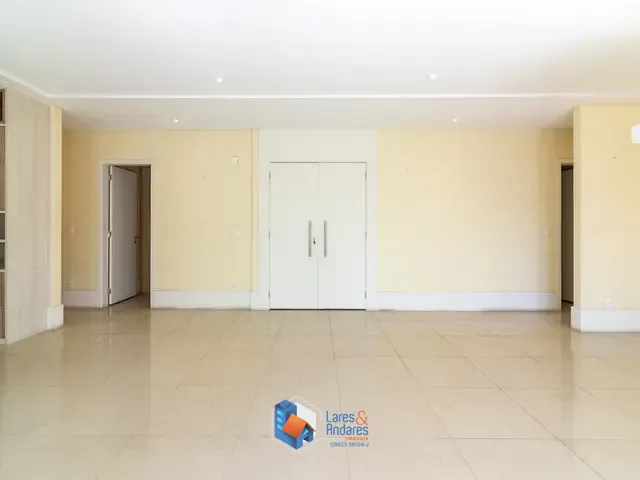 Apartamento com 211m² 4 quartos e 4 banheiros, à venda, no bairro Vila Andrade em São Paulo