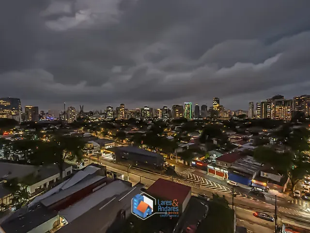 Apartamento com 180m² 4 quartos e 6 banheiros, à venda, no bairro Brooklin em São Paulo