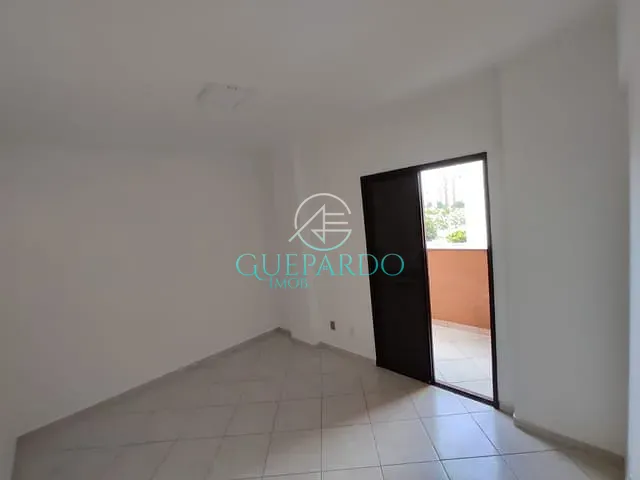 Apartamento com 105m² 2 quartos e 2 banheiros, à venda, no bairro Centro em Londrina