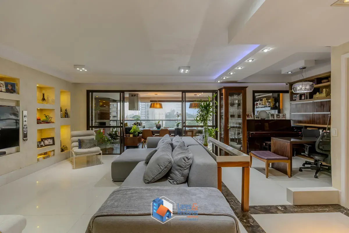 Apartamento, 3 quartos, 167 m² - Foto 1