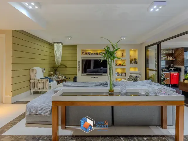 Apartamento com 167m² 3 quartos e 5 banheiros, à venda, no bairro Vila Cruzeiro em São Paulo