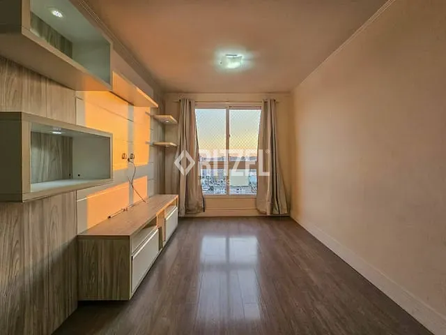 Apartamento 2 quartos e 1 banheiro, para alugar, no bairro Centro em Novo Hamburgo