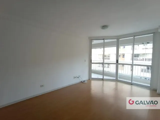 Apartamento 3 quartos e 2 banheiros, para alugar, no bairro Rebouças em Curitiba