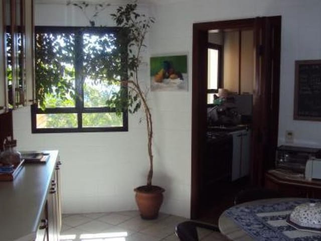 Apartamento com 200m² 3 quartos e 2 banheiros, à venda, no bairro Vila Andrade em São Paulo