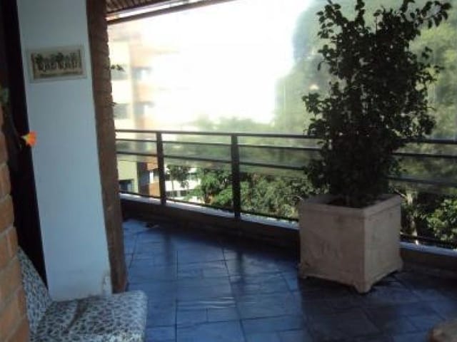 Apartamento com 200m² 3 quartos e 2 banheiros, à venda, no bairro Vila Andrade em São Paulo