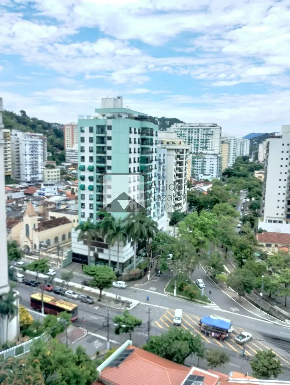 Apartamento, 3 quartos, 100 m² - Foto 2