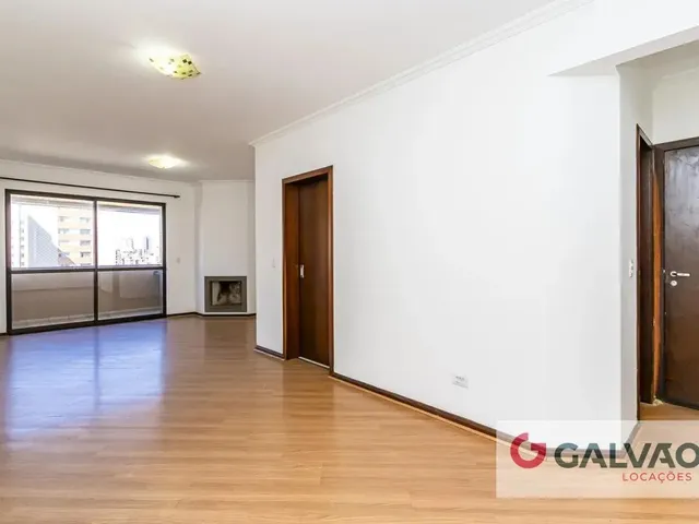 Apartamento 3 quartos e 1 banheiro, para alugar, no bairro Vila Izabel em Curitiba