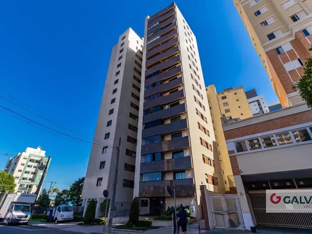 Apartamento 3 quartos e 2 banheiros, para alugar, no bairro Vila Izabel em Curitiba