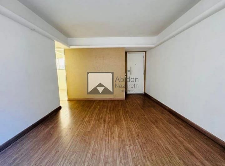Apartamento à venda com 2 quartos, 70m² - Foto 10