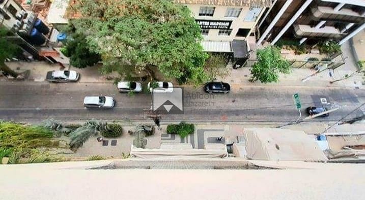 Apartamento à venda com 2 quartos, 70m² - Foto 2