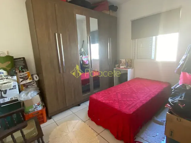 Apartamento 2 quartos e 1 banheiro, à venda, no bairro São Benedito em Pindamonhangaba