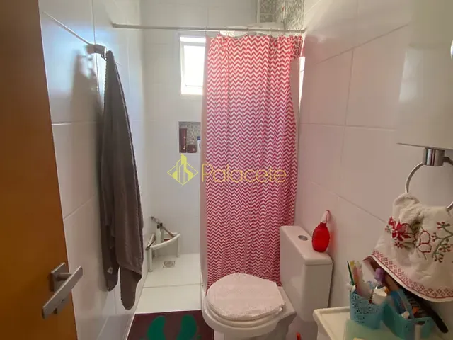 Apartamento 2 quartos e 1 banheiro, à venda, no bairro São Benedito em Pindamonhangaba