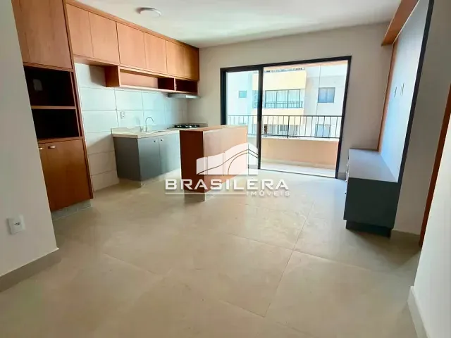 Apartamento 2 quartos e 2 banheiros, para alugar, no bairro Setor Bueno em Goiânia