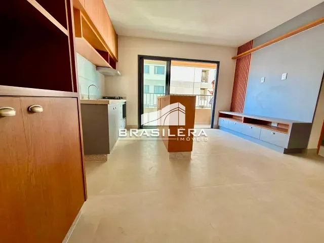 Apartamento 2 quartos e 2 banheiros, para alugar, no bairro Setor Bueno em Goiânia