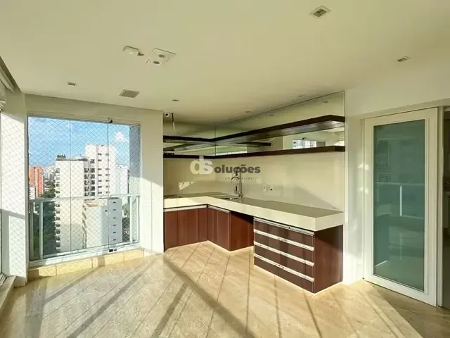 Apartamento 4 quartos e 5 banheiros, à venda ou para alugar, no bairro Campo Belo em São Paulo