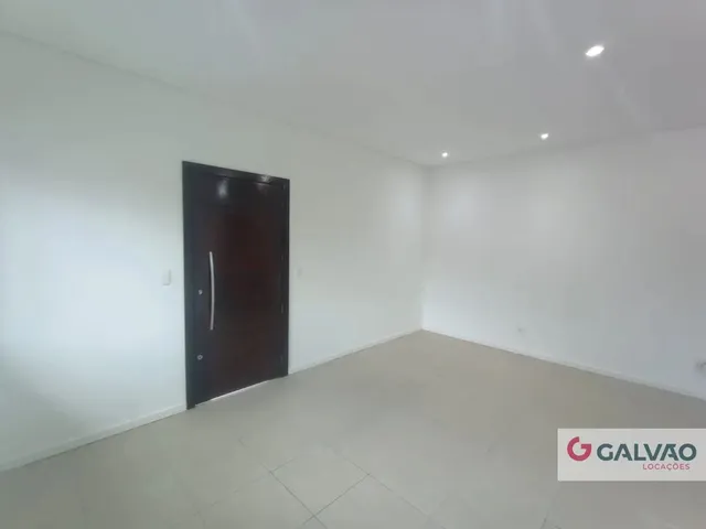 Apartamento 1 quarto e 1 banheiro, para alugar, no bairro Jardim Botânico em Curitiba
