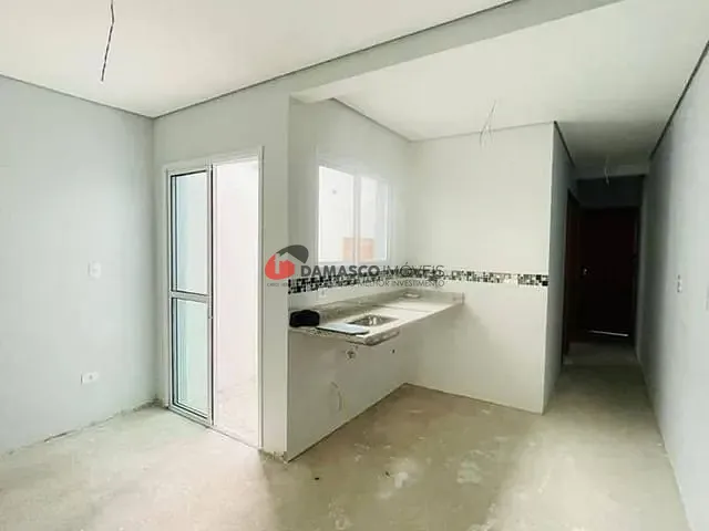 Apartamento 2 quartos e 1 banheiro, à venda, no bairro Vila Alzira em Santo André