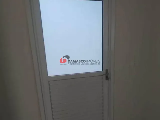 Apartamento 2 quartos e 1 banheiro, à venda, no bairro Parque das Nações em Santo André