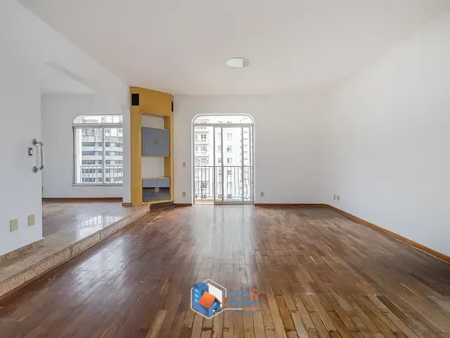 Apartamento com 202m² 4 quartos e 3 banheiros, à venda, no bairro Higienópolis em São Paulo