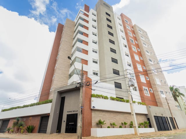 Foto do Apartamento - Apartamento à venda atrás do Colégio Marista contendo 3 suites, 2 vagas de garagem, Orfãs, Ponta Grossa, PR | Adquira Imóveis