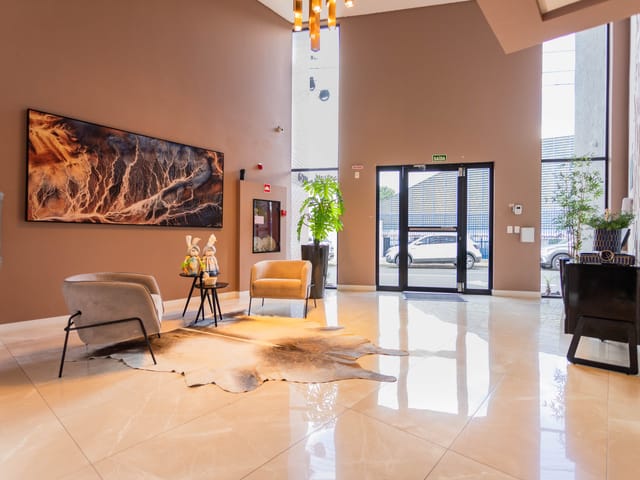 Foto do Apartamento - Apartamento à venda atrás do Colégio Marista contendo 3 suites, 2 vagas de garagem, Orfãs, Ponta Grossa, PR | Adquira Imóveis