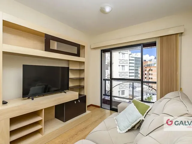 Apartamento 1 quarto e 1 banheiro, para alugar, no bairro Centro Cívico em Curitiba