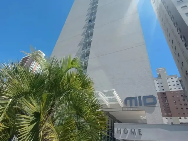 Apartamento 1 quarto e 1 banheiro, para alugar, no bairro Centro em Curitiba