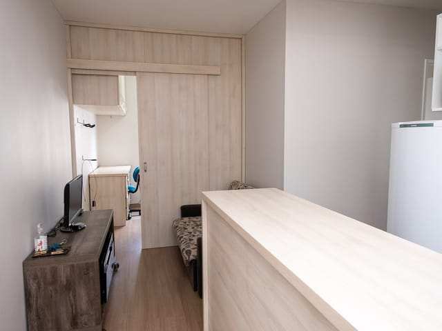 Foto do Apartamento - Apartamento mobiliado disponível para locação no Centro de Pelotas/RS, com excelente localização e fácil acesso a comércios e serviços | UP Imóveis