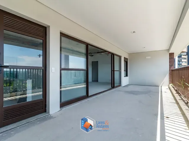 Apartamento com 164m² 3 quartos e 4 banheiros, à venda, no bairro Pinheiros em São Paulo