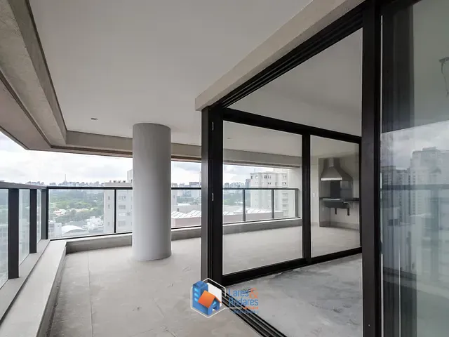 Apartamento com 153m² 3 quartos e 4 banheiros, à venda, no bairro Moema em São Paulo