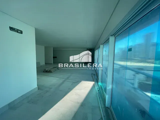 Apartamento com 220m² 4 quartos e 6 banheiros, à venda, no bairro Setor Marista em Goiânia