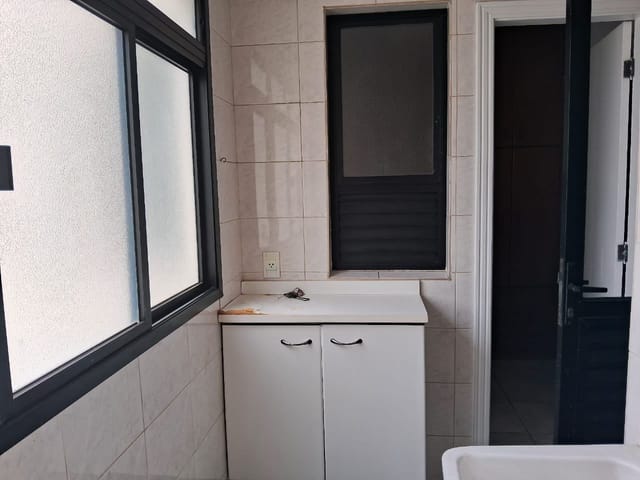 Cobertura / Penthouse com 260m² 4 quartos e 2 banheiros, à venda ou para alugar, no bairro Vila Monumento em São Paulo