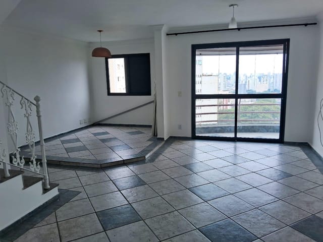 Cobertura / Penthouse com 260m² 4 quartos e 2 banheiros, à venda ou para alugar, no bairro Vila Monumento em São Paulo