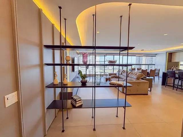 Apartamento com 285m² 3 quartos e 4 banheiros, à venda, no bairro Gleba Fazenda Palhano em Londrina