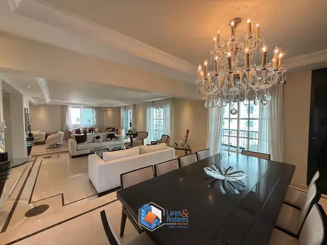 Apartamento com 331m² 4 quartos e 4 banheiros, à venda, no bairro Vila Nova Conceição em São Paulo