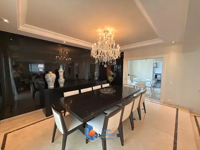 Apartamento com 331m² 4 quartos e 4 banheiros, à venda, no bairro Vila Nova Conceição em São Paulo
