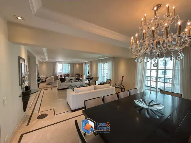 Apartamento com 331m² 4 quartos e 4 banheiros, à venda, no bairro Vila Nova Conceição em São Paulo