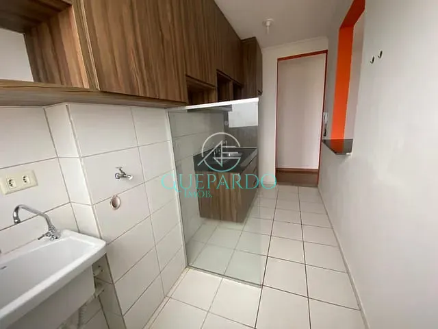 Apartamento com 49m² 2 quartos e 1 banheiro, para alugar, no bairro Gleba Fazenda Palhano em Londrina