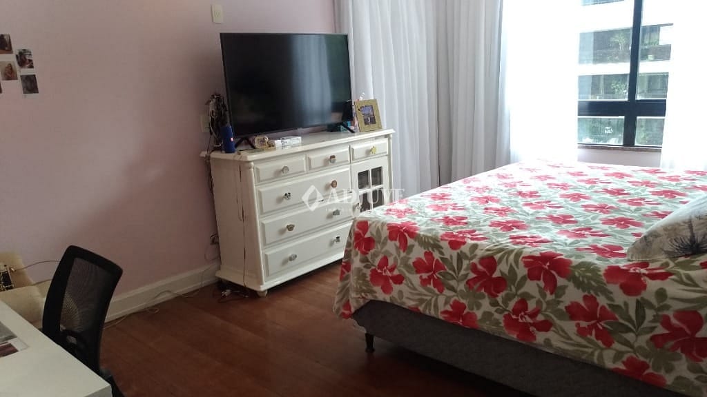 Apartamento à venda com 4 quartos, 280m² - Foto 12