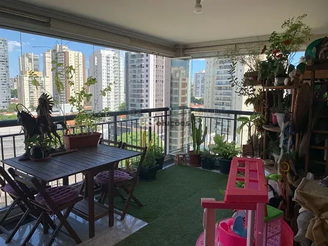 Apartamento 3 quartos e 3 banheiros, à venda, no bairro Vila Romana em São Paulo