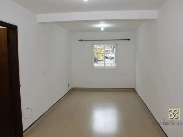 Apartamento 1 quarto e 1 banheiro, para alugar, no bairro São Francisco em Curitiba