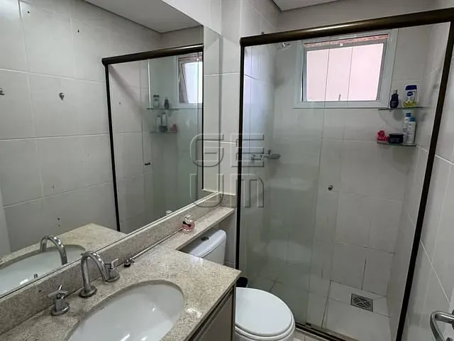 Apartamento 2 quartos e 2 banheiros, para alugar, no bairro Gleba Fazenda Palhano em Londrina