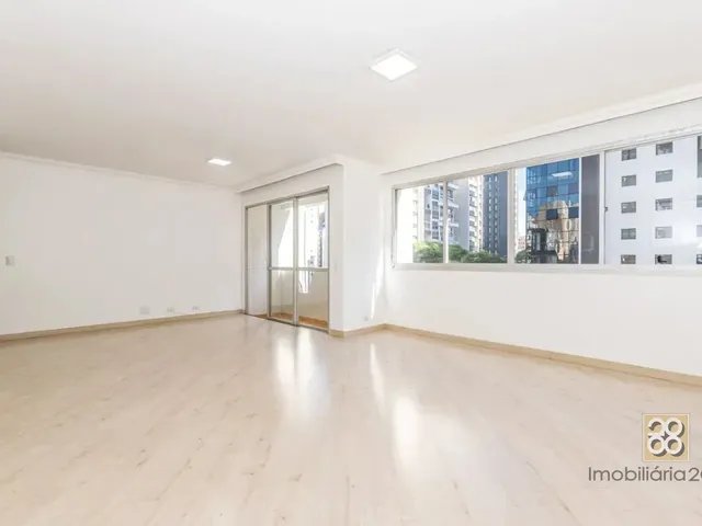 Apartamento 4 quartos e 1 banheiro, para alugar, no bairro Batel em Curitiba