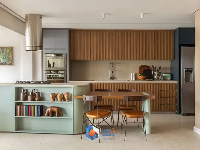 Apartamento com 149m² 3 quartos e 4 banheiros, à venda, no bairro Moema em São Paulo
