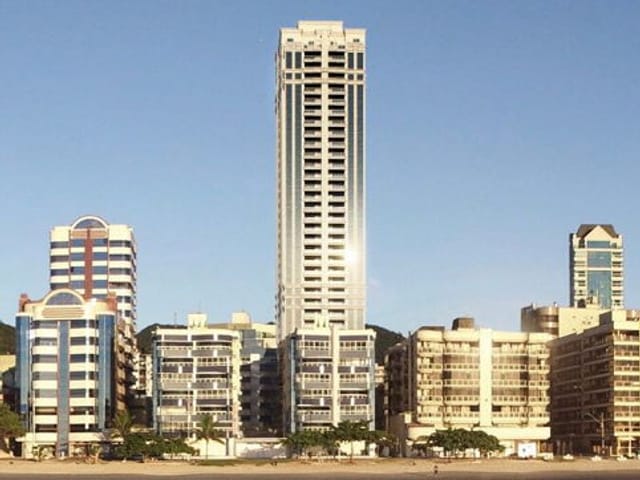 Apartamento à venda, no bairro Centro em Itapema